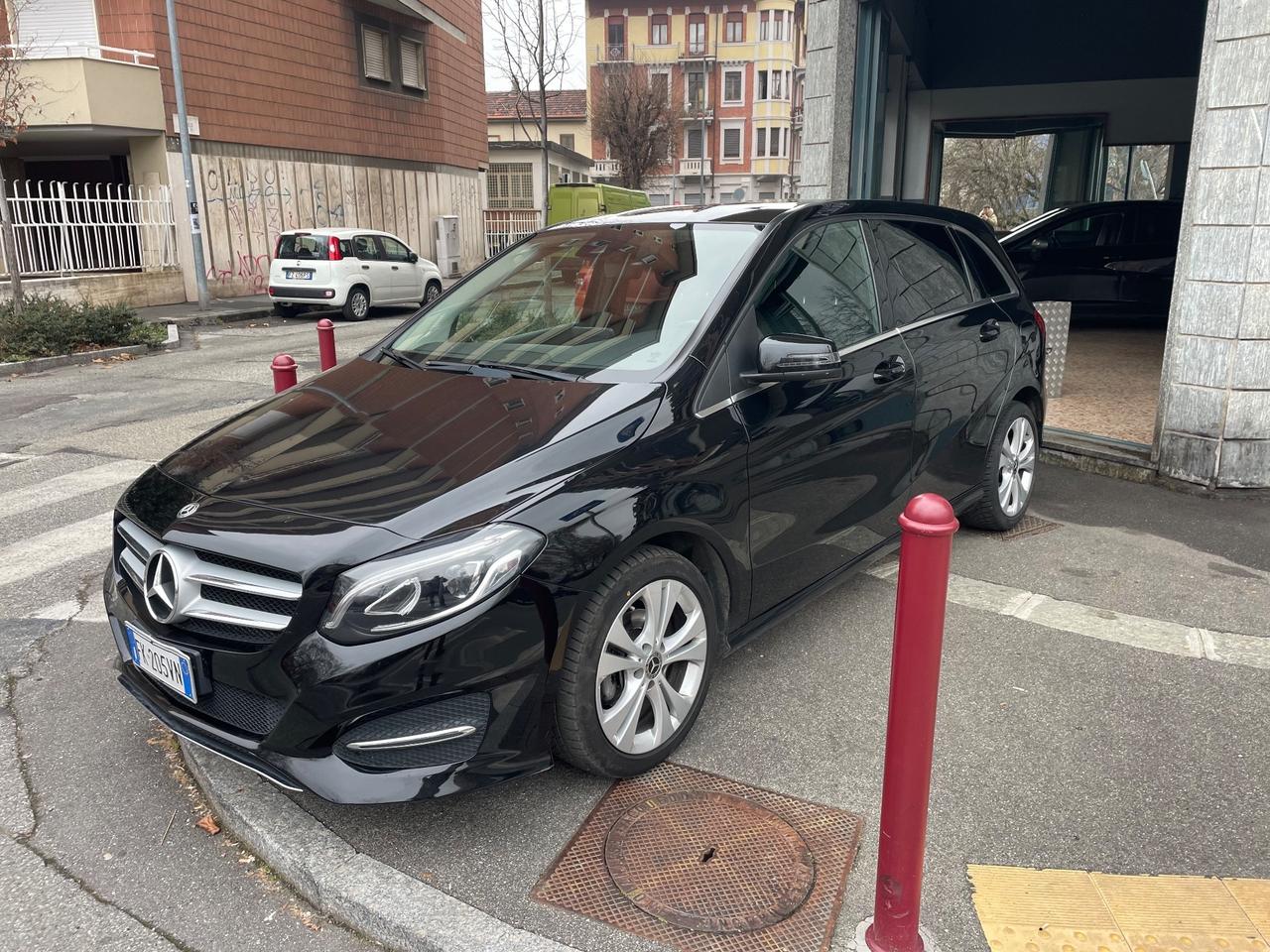 Mercedes-benz B 180 d Automatic Premium/GARANZIA