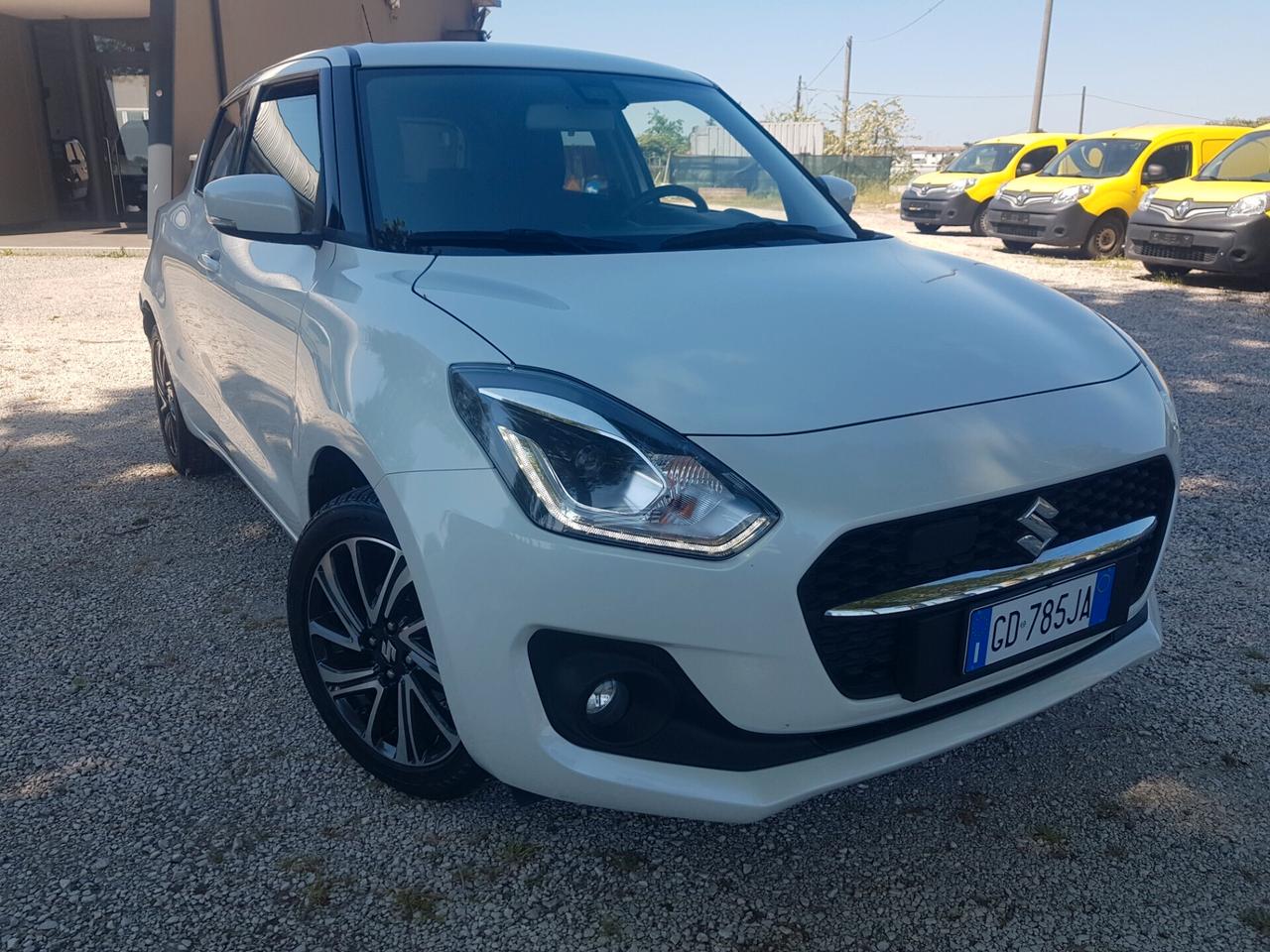 Suzuki Swift 1.2 Hybrid Top