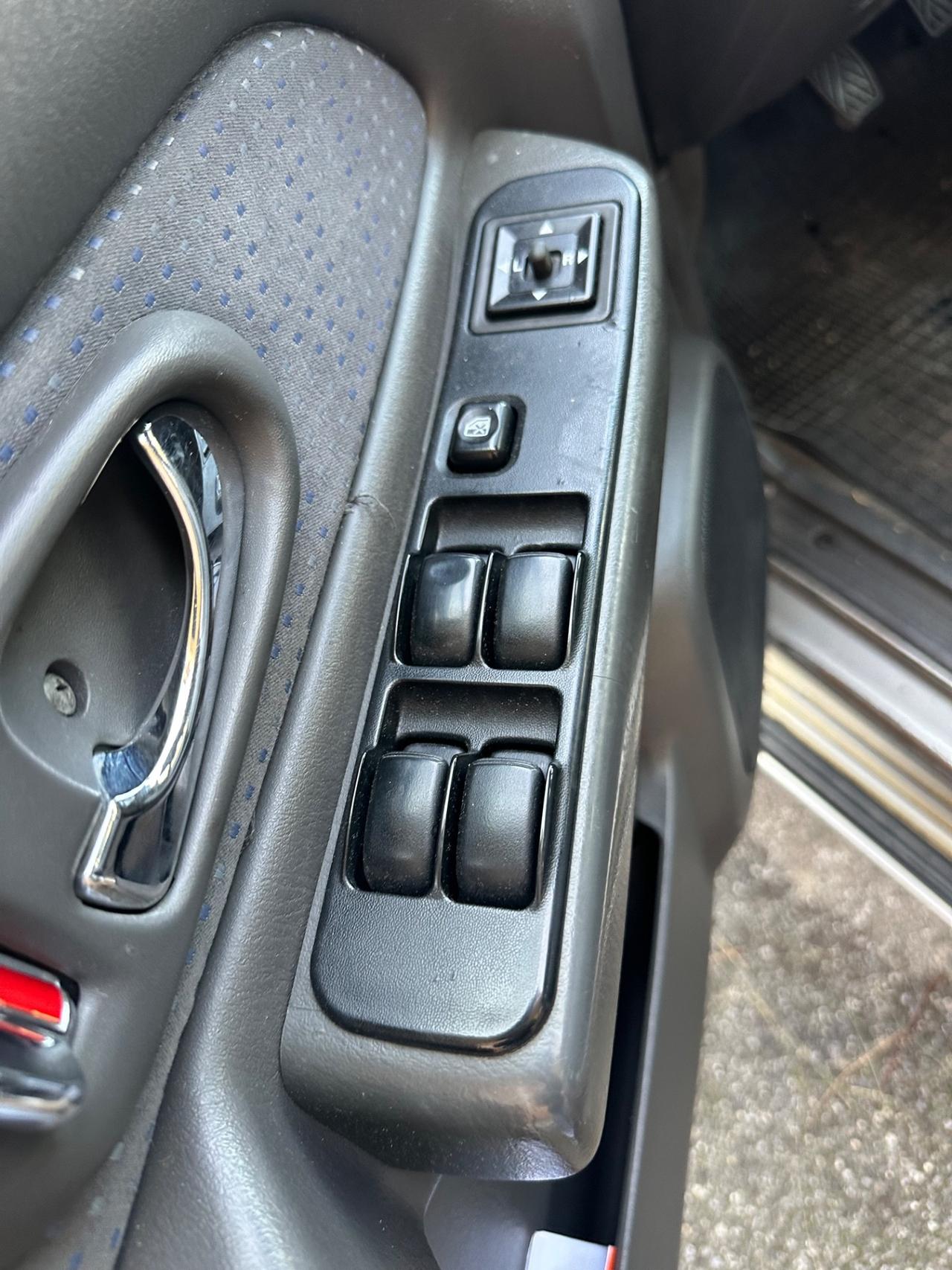 Mitsubishi L200 2.5 TDI 2WD Single Cab Pick-up GL