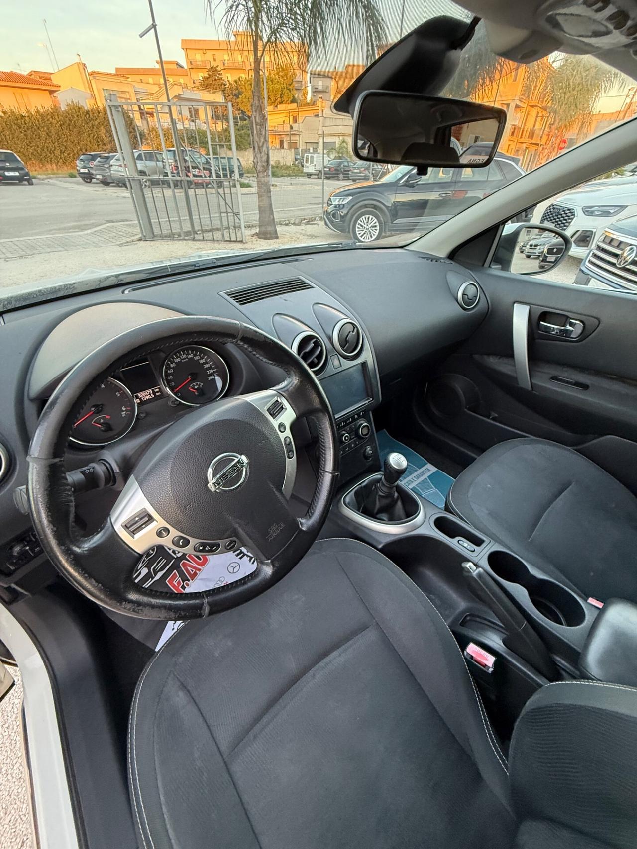 Nissan Qashqai 2.0 dCi DPF Tekna