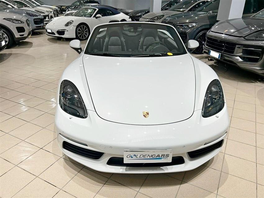 Porsche 718 Spyder Boxster 2.0 T