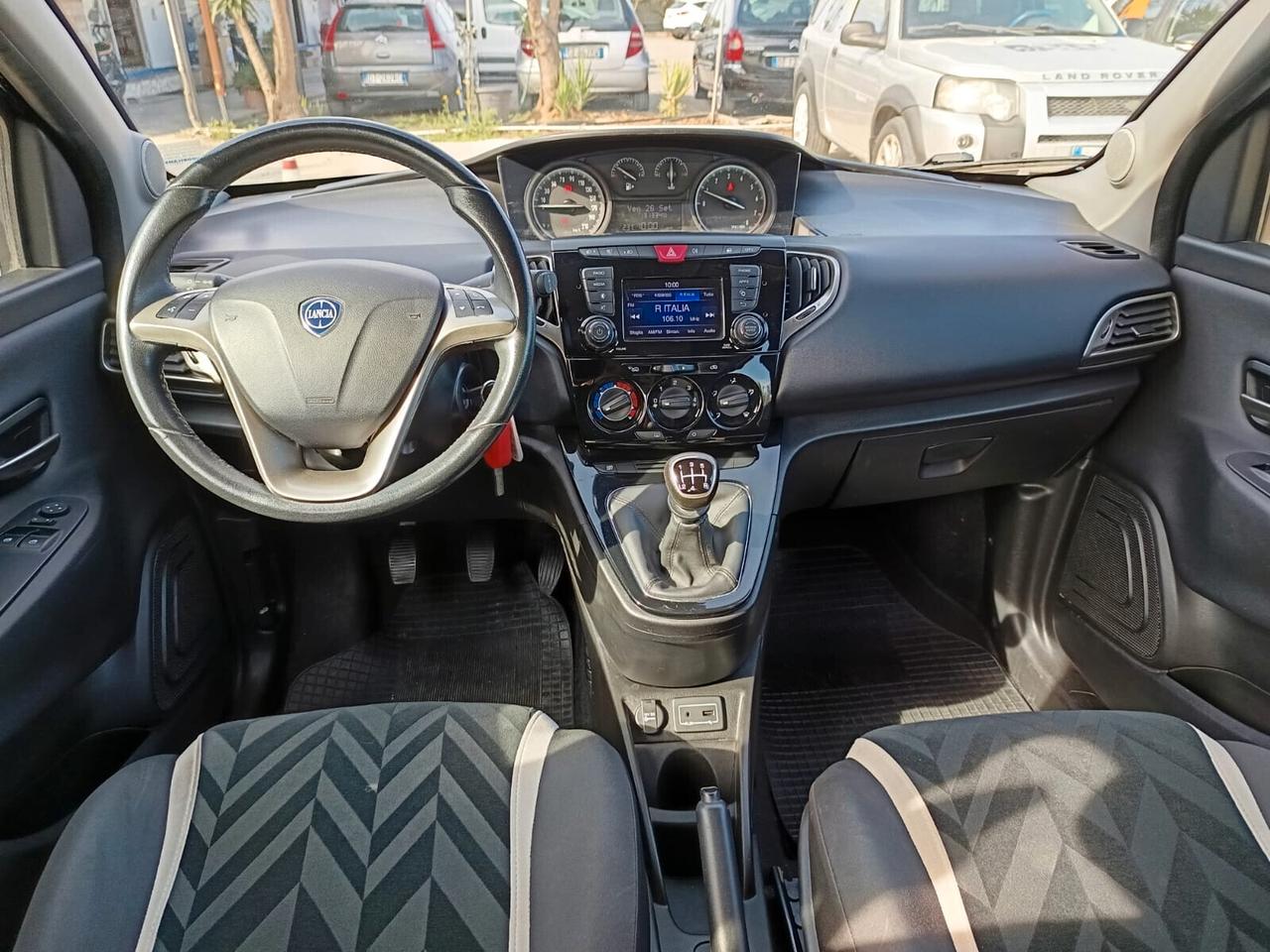 Lancia Ypsilon 2017 - 1.2 benzina Lb automobili