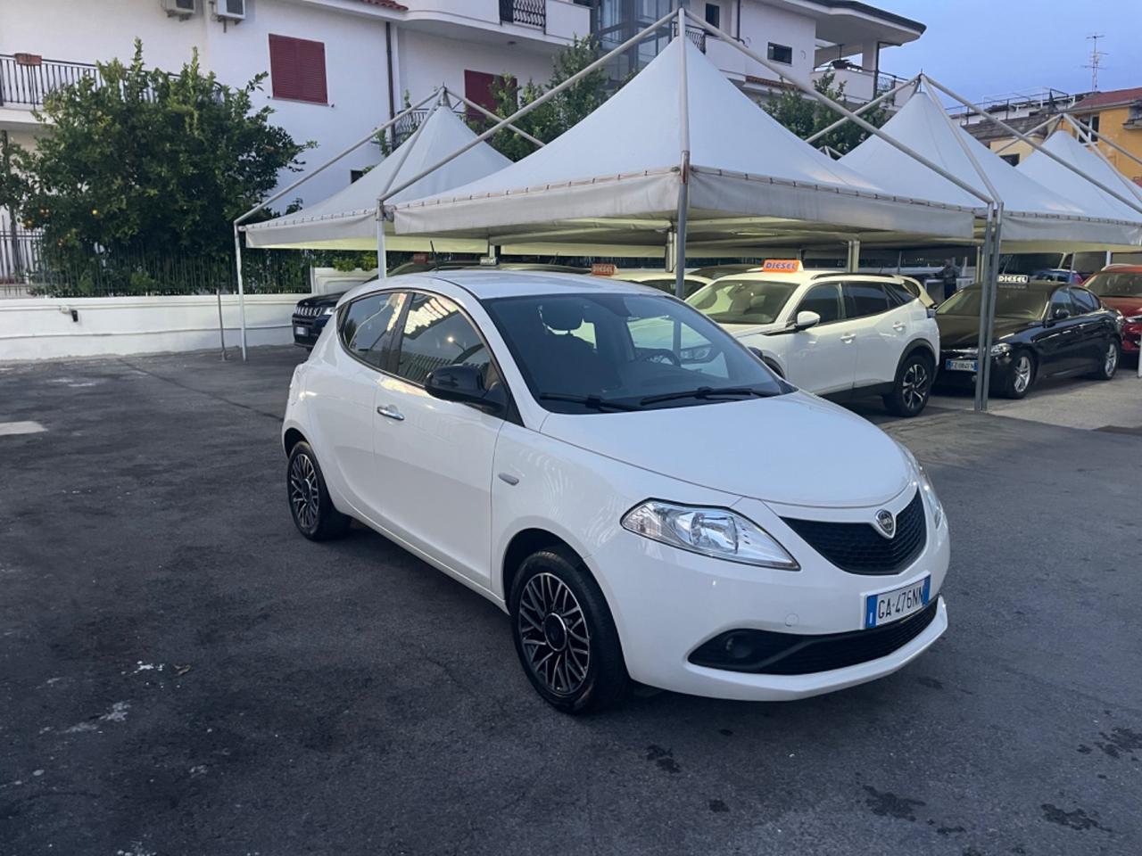 Lancia Ypsilon 1.2 69 CV 5 porte S&S Gold KM 78.000 CERTIFICATI!