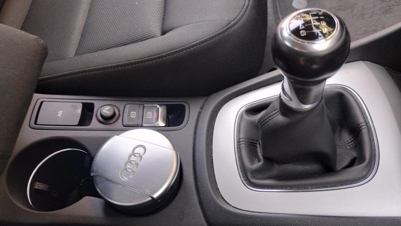 Audi Q3 2.0 TDI 120 CV S line Edition