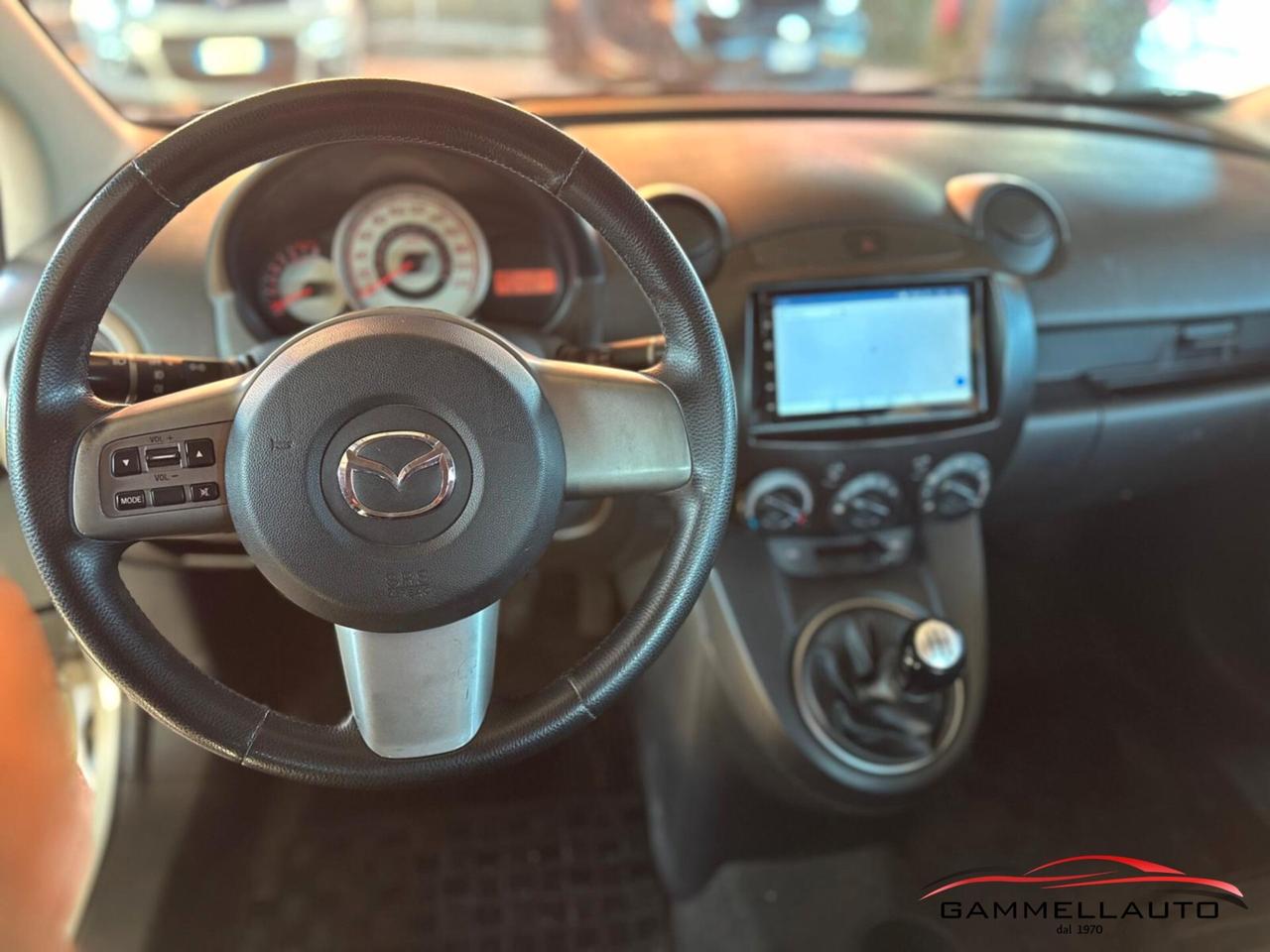 Mazda 2 1.3 Play 75cv