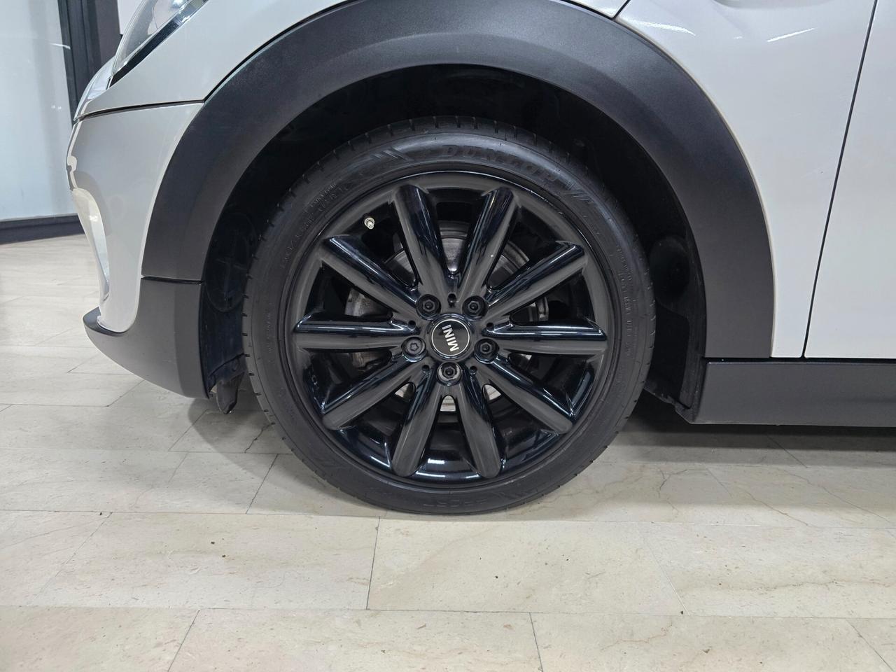 Mini Cooper D 1.5 116 cv Automatica