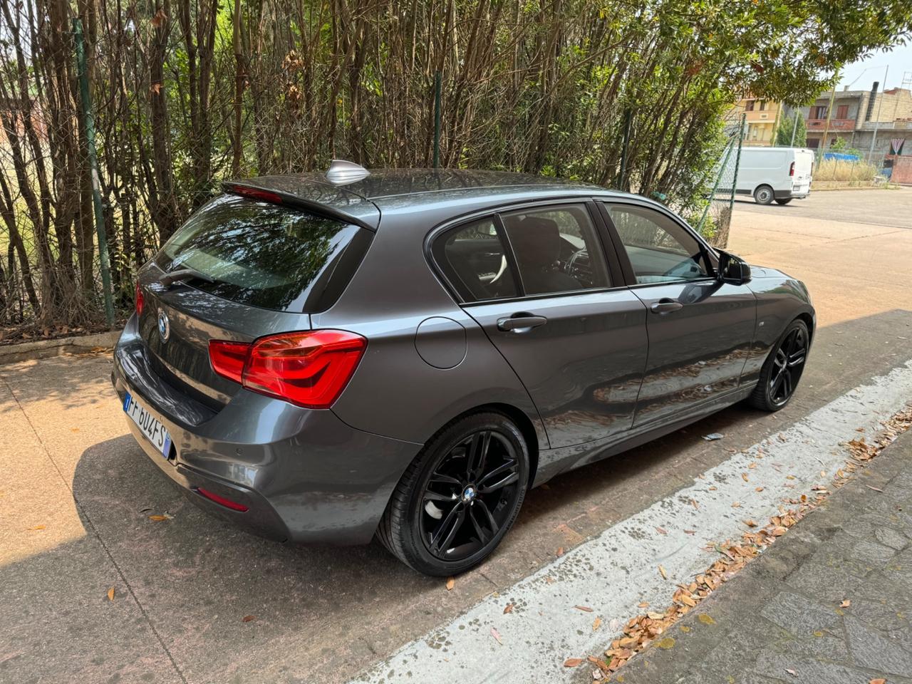 Bmw 116 116d 5p. Urban