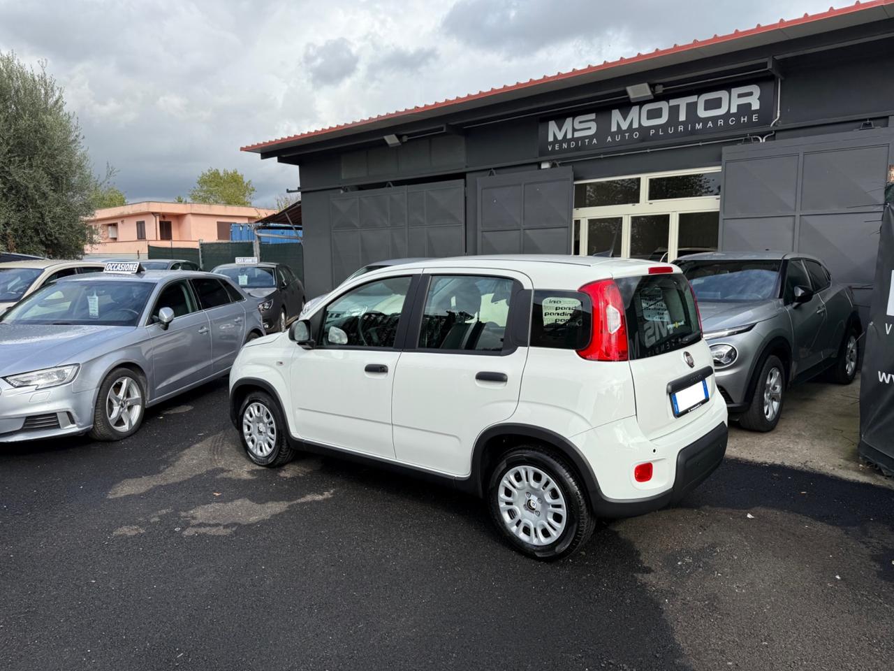 Fiat Panda 1.0 HYBRID 0 KM