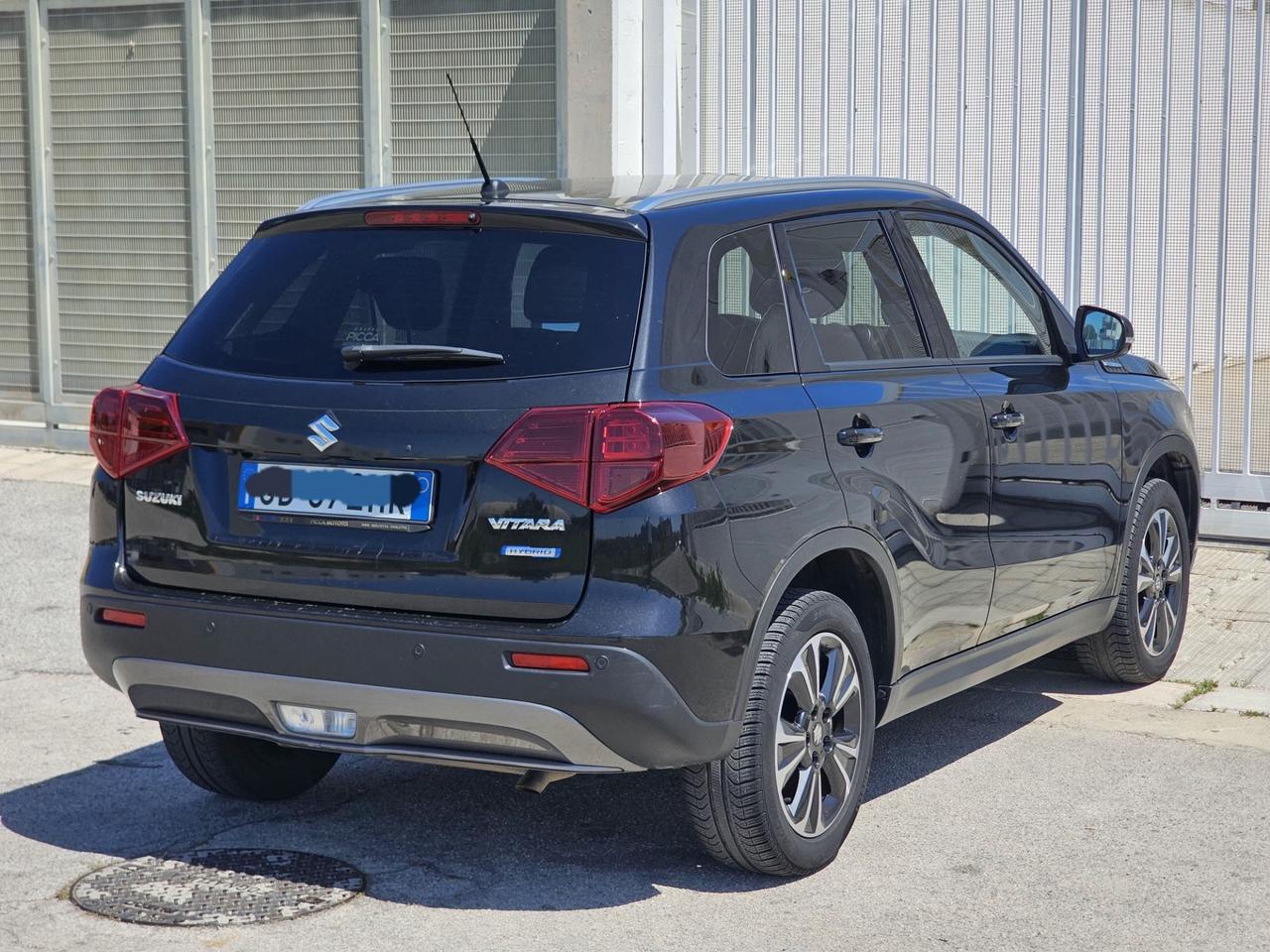 Suzuki Vitara 1.4 Hybrid Starview