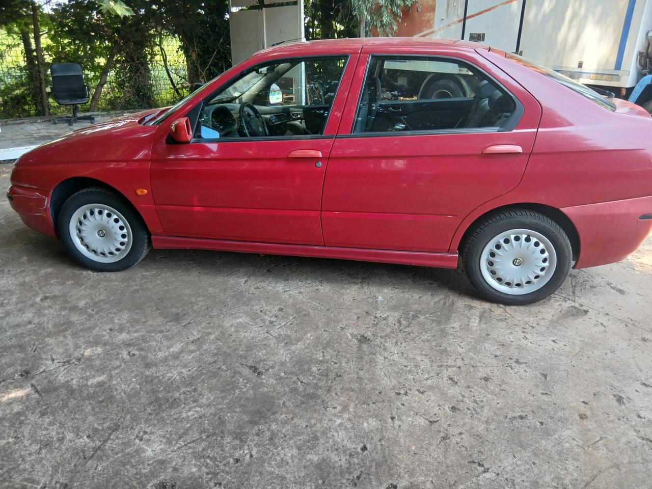 Alfa Romeo 145 1.6i 16V Twin Spark cat L