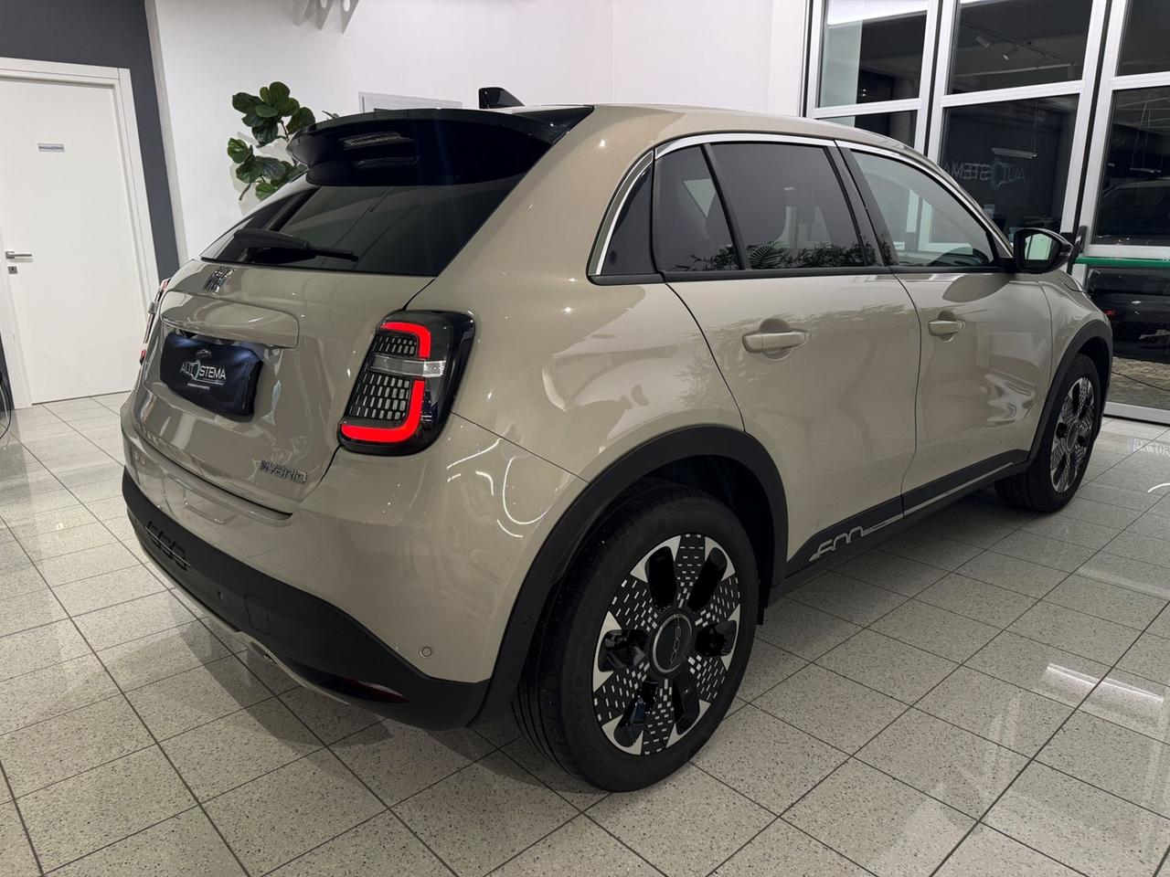 FIAT 600 IV 2023 1.2 hybrid La Prima - PRONTA CONSEGNA