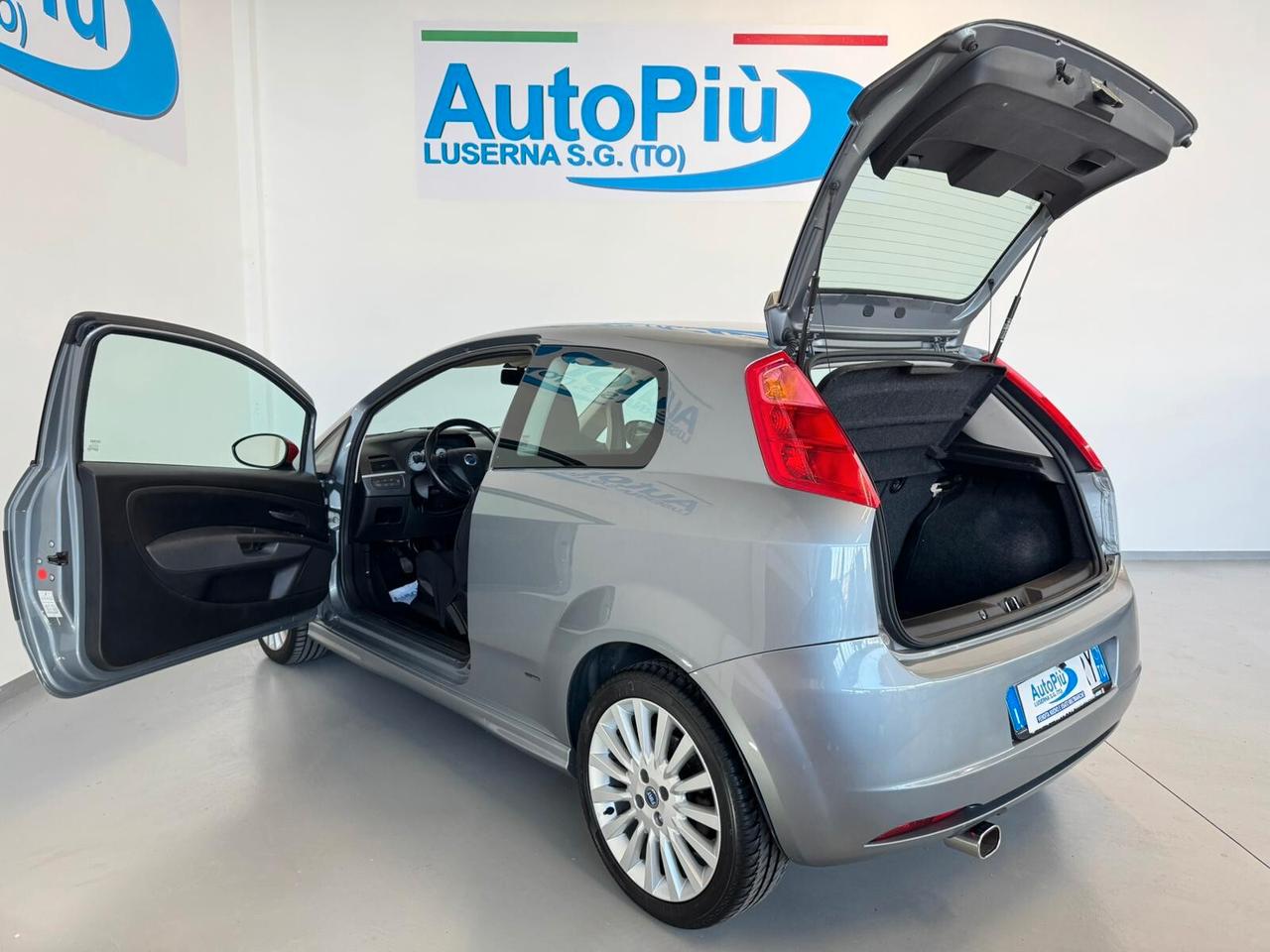 Fiat Grande Punto 1.4 Starjet 16V 3 porte Sport