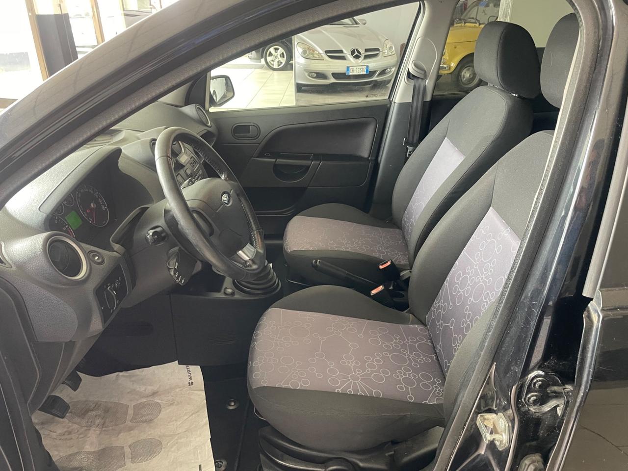 Ford Fiesta 1.2 16V 5p. Ghia - Nessun vincolo -
