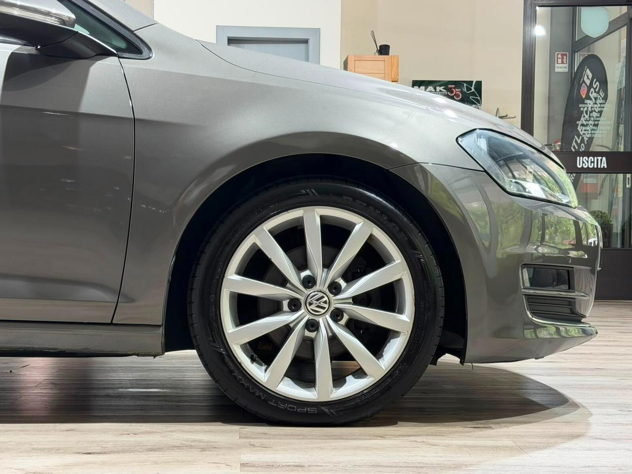 VOLKSWAGEN GOLF 1.6 TDI 105cv 4MOTION HIGHLINE