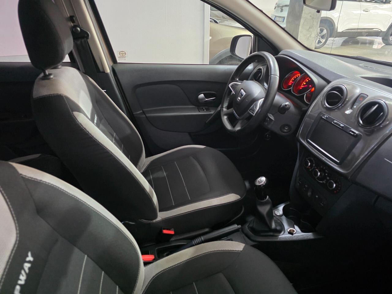 DACIA SANDERO STEPWAY 1.0 GPL 100cv 1 PROPRIETARIO
