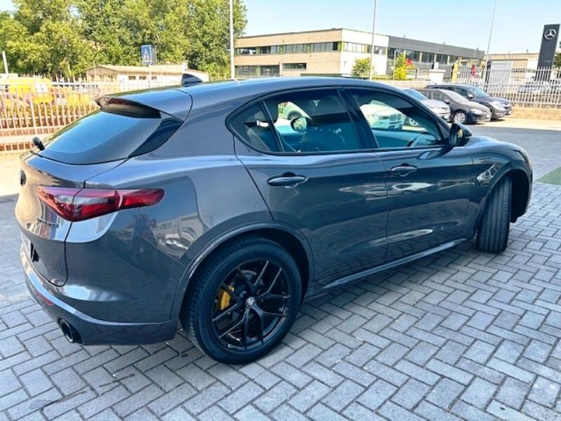 Alfa Romeo Stelvio 2.2 Turbodiesel 210 CV AT8 Q4 Veloce
