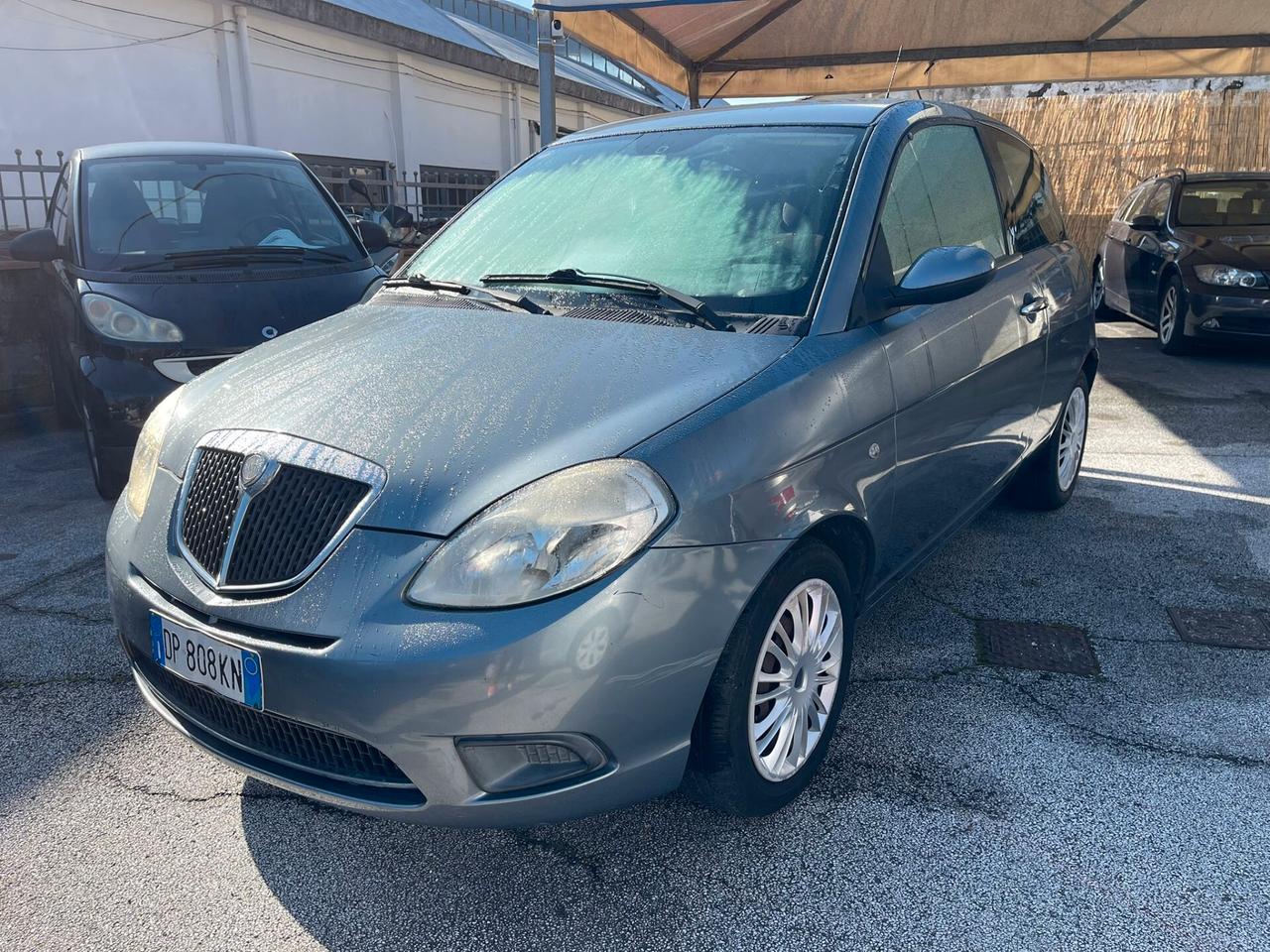 Lancia Ypsilon 1.2 Platino