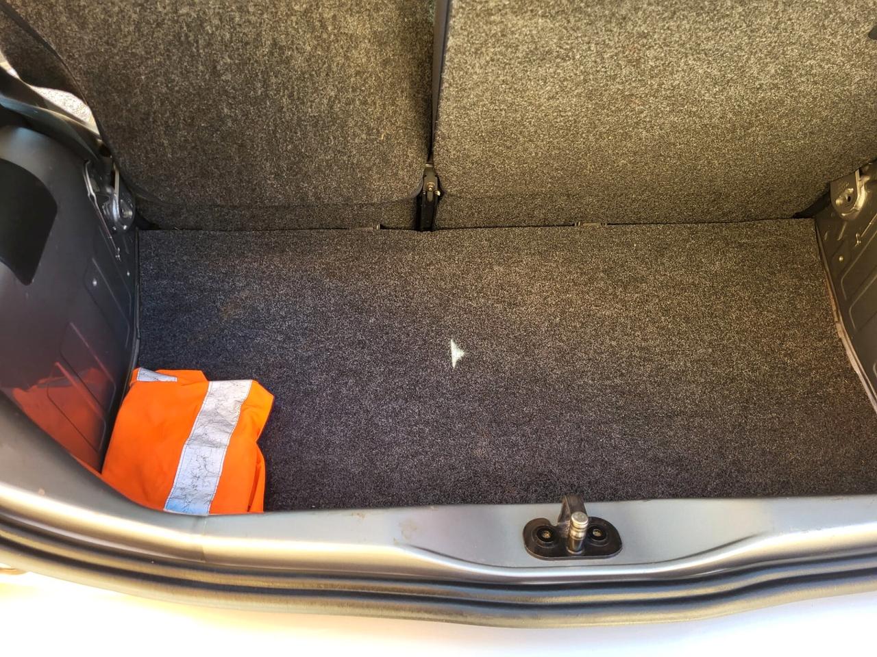 VOLKSWAGEN UP! ECO METANO-3 EURO X 100 KM-BOLLO 35