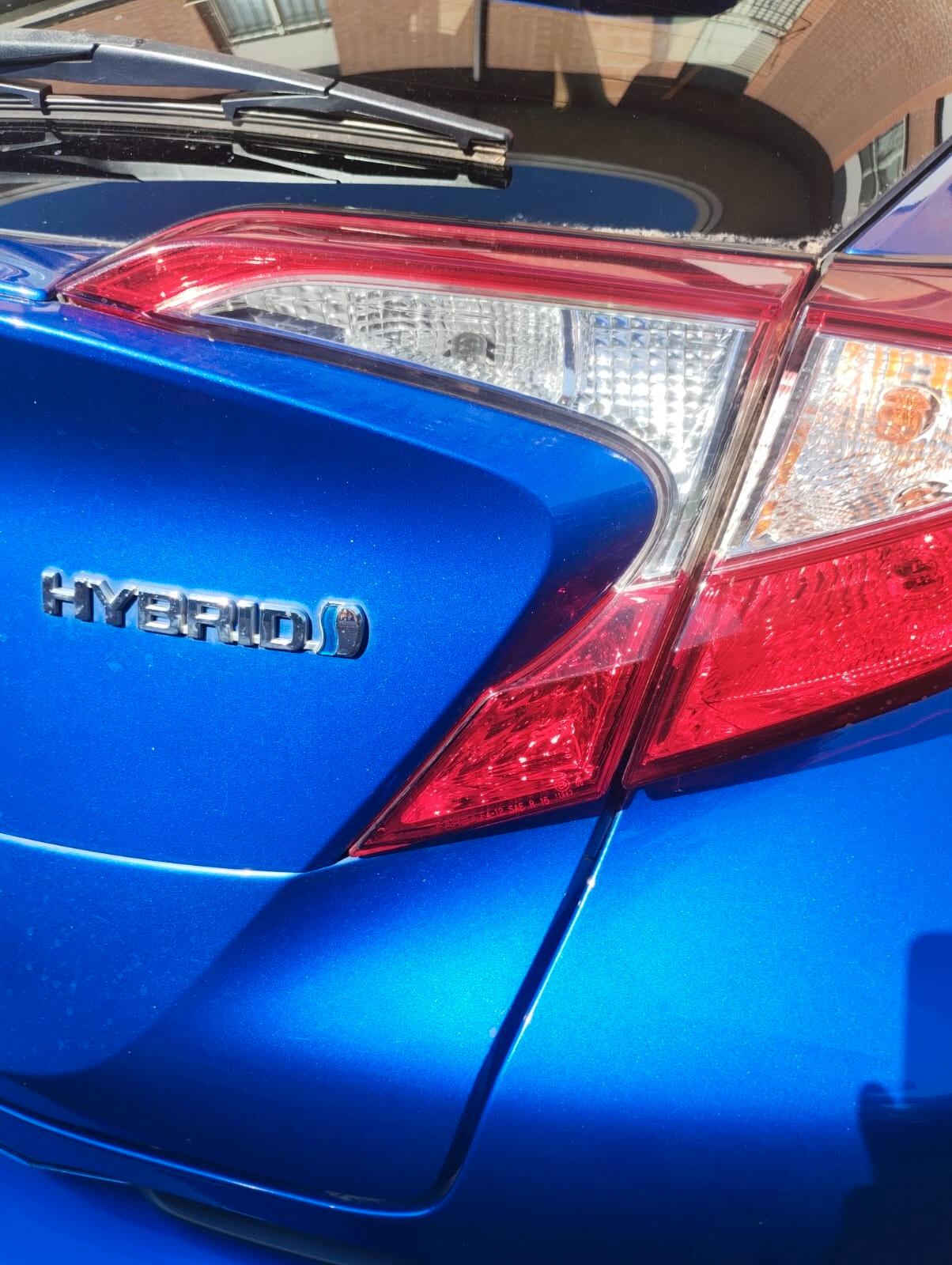 Toyota C-HR 1.8 Hybrid E-CVT Style+