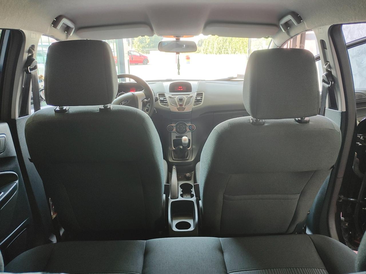 FORD FIESTA 23.000KM NEOPATENTATI