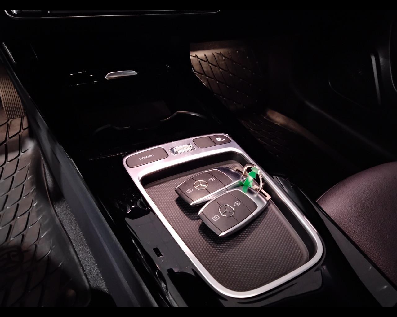 Mercedes-Benz Classe A - W177 2023 - A 180 d Progressive Advanced auto