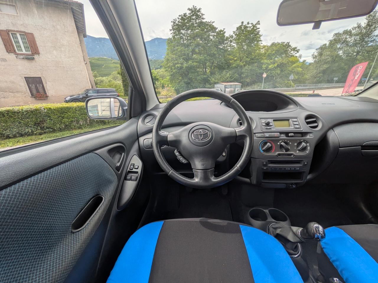TOYOTA YARIS 1.0 65CV 5 PORTE