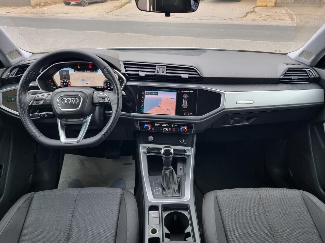 Audi Q3 35 TDI S tronic Business Advanced