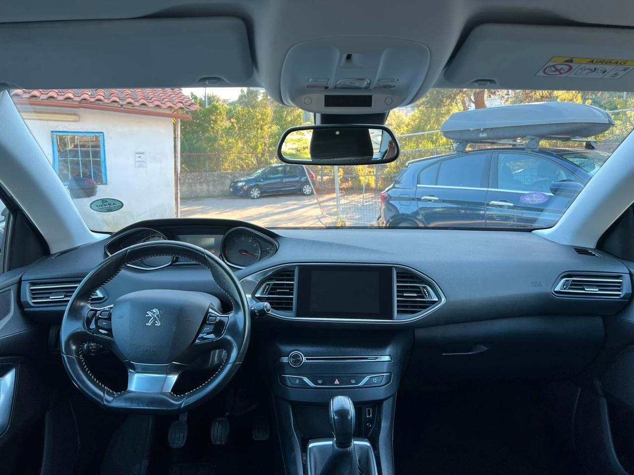 PEUGEOT 308 1.2 SW Pure tech- 2015