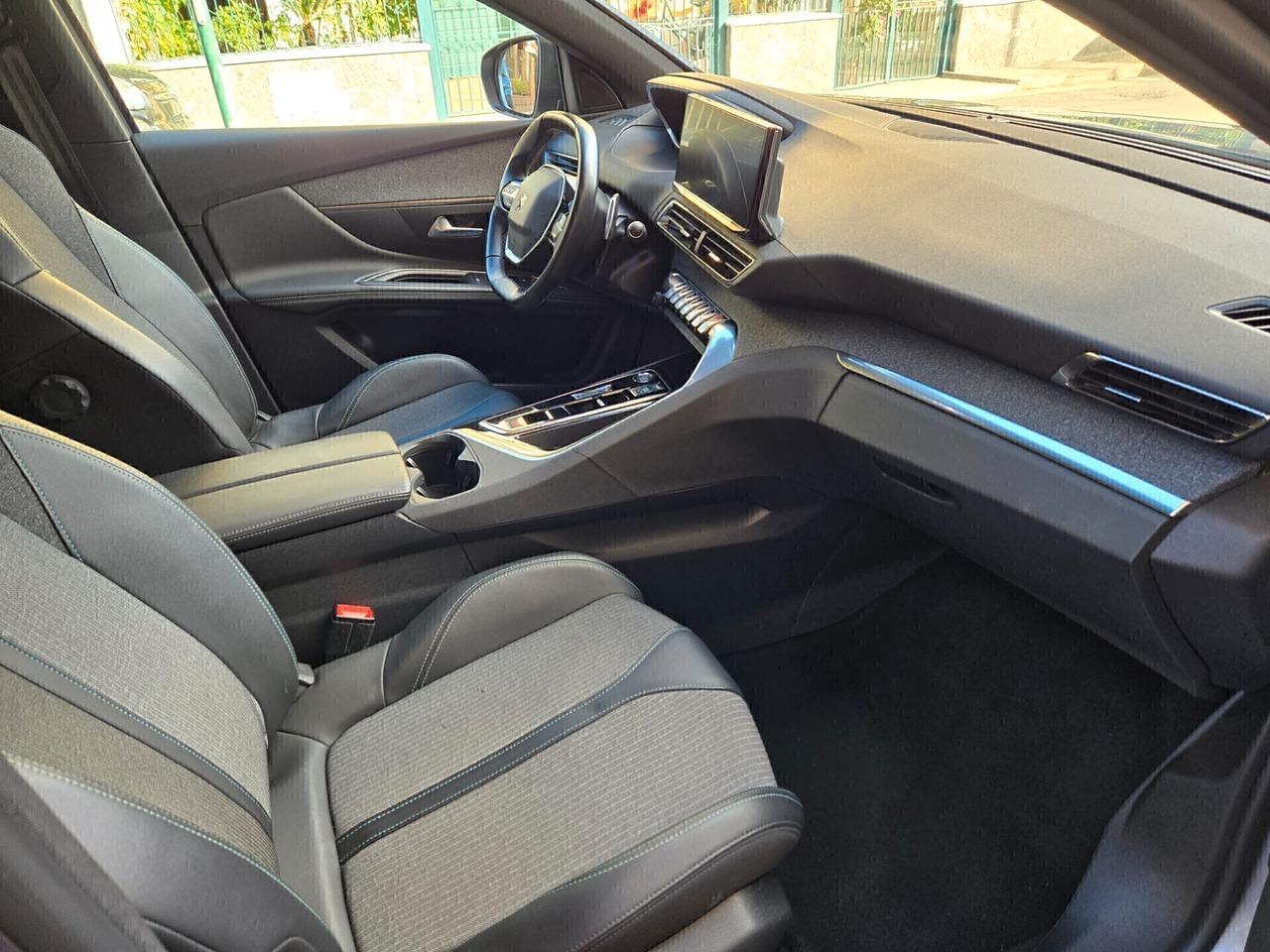 Peugeot 3008 BlueHDi 130 S&S EAT8 Allure Pack