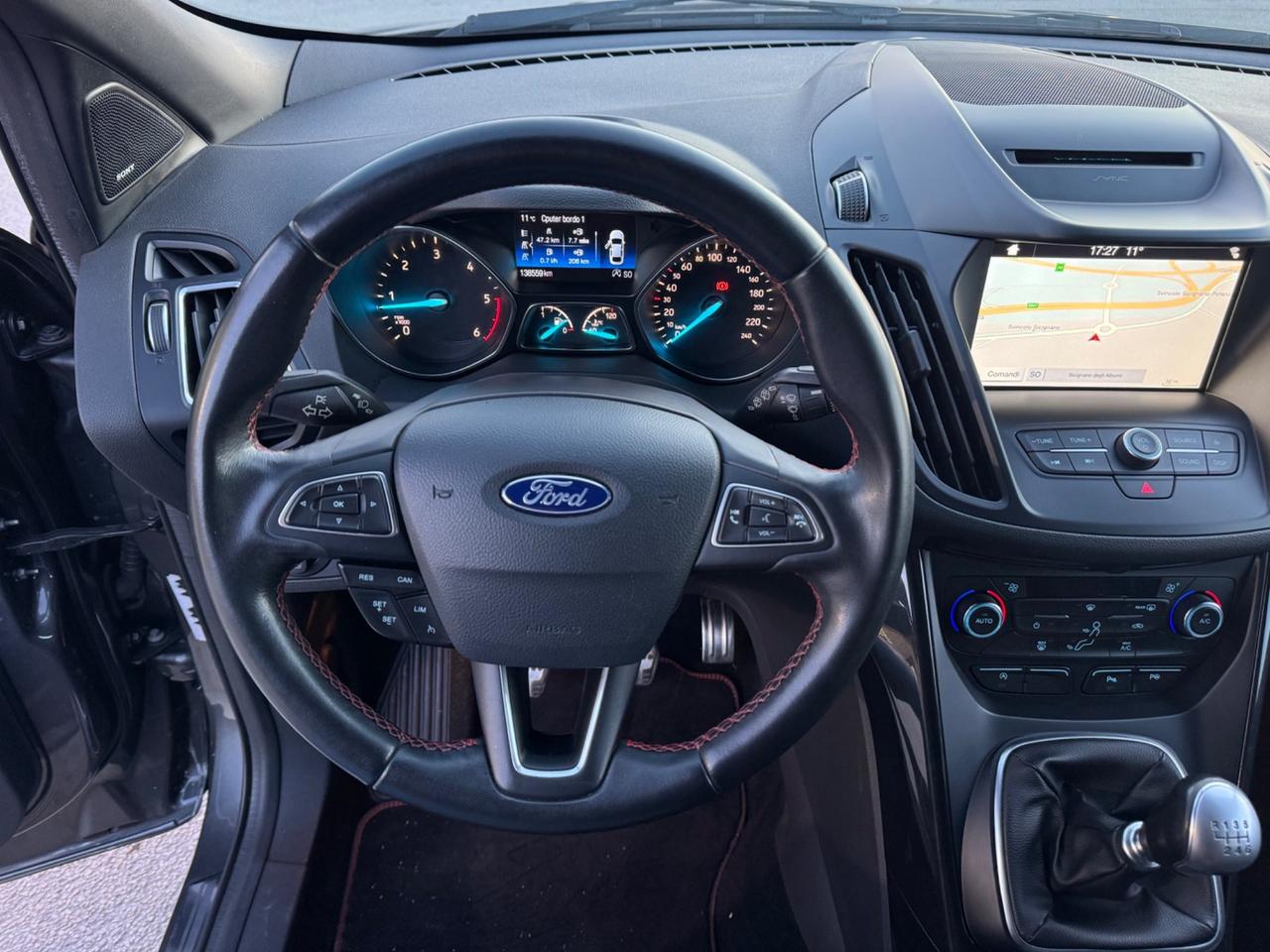 Ford Kuga 2.0 TDCI 150 CV S&S 4WD ST-Line