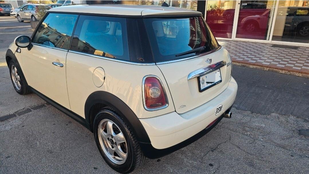 Mini 1.6 16V Cooper D Chili