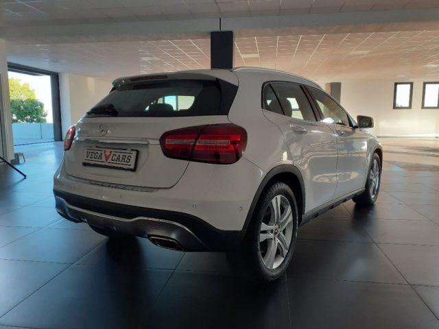 MERCEDES-BENZ GLA 180 Sport BENZ. AUTOMATICO