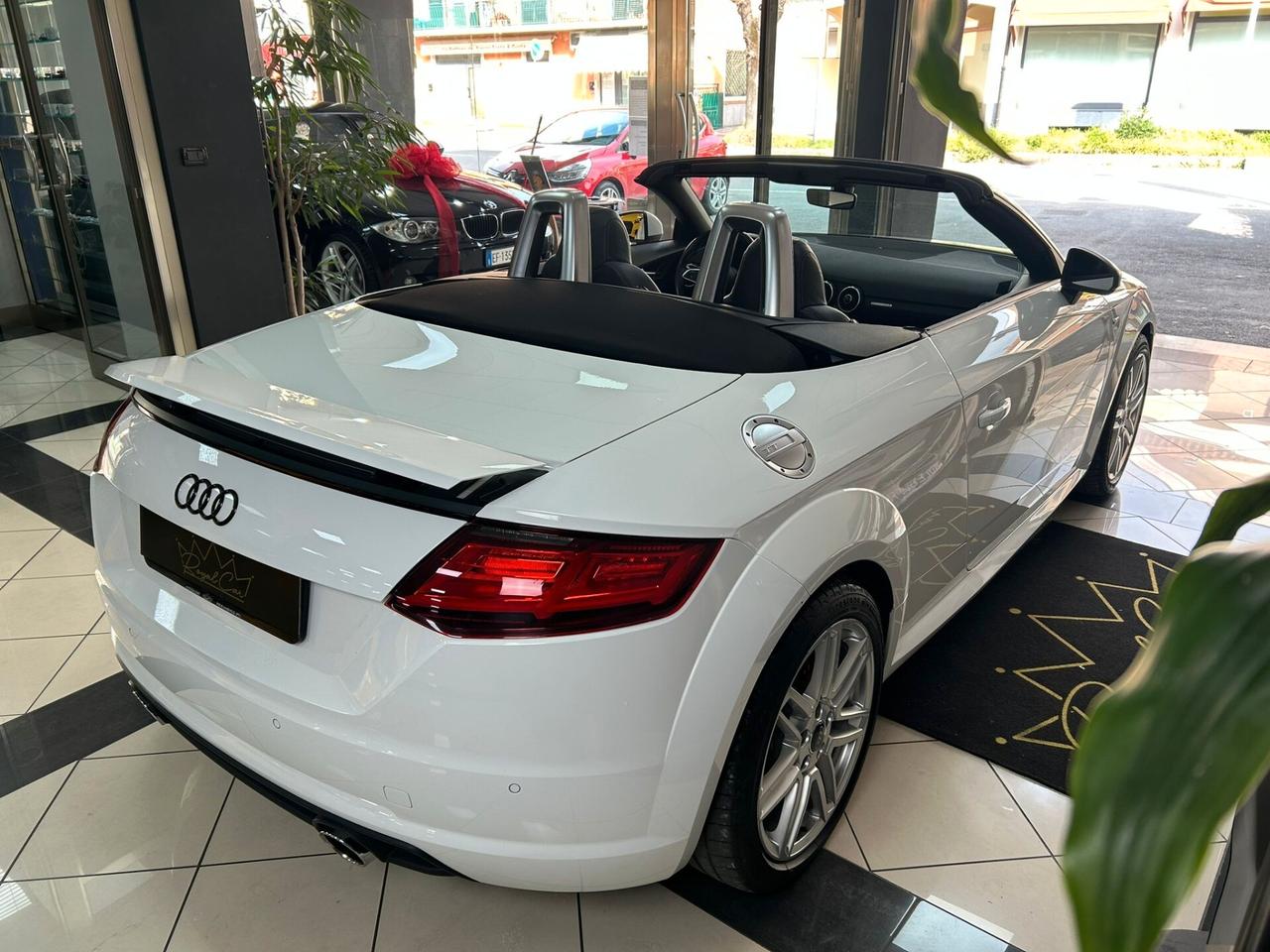 Audi TT Roadster 2.0 TFSI quattro S tronic line