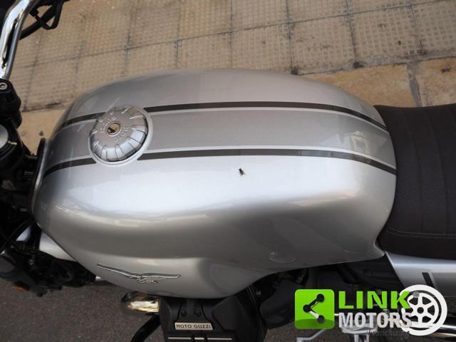 MOTO GUZZI V7 III Special