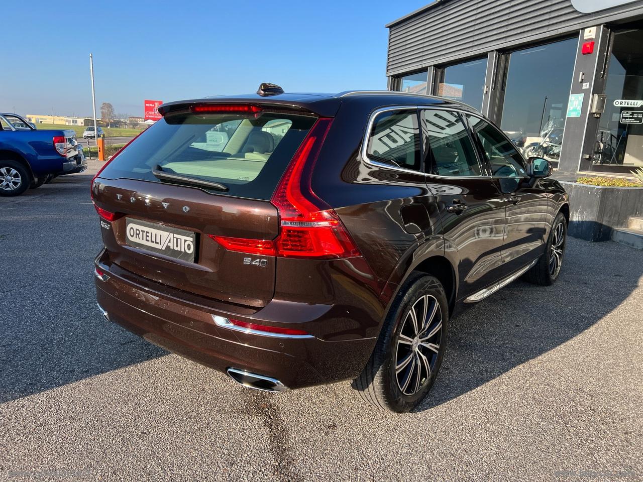 VOLVO XC60 B4 5 POSTI +IVA