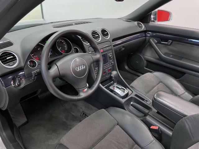 AUDI S4 CABRIO 4.2 V8 QUATTRO