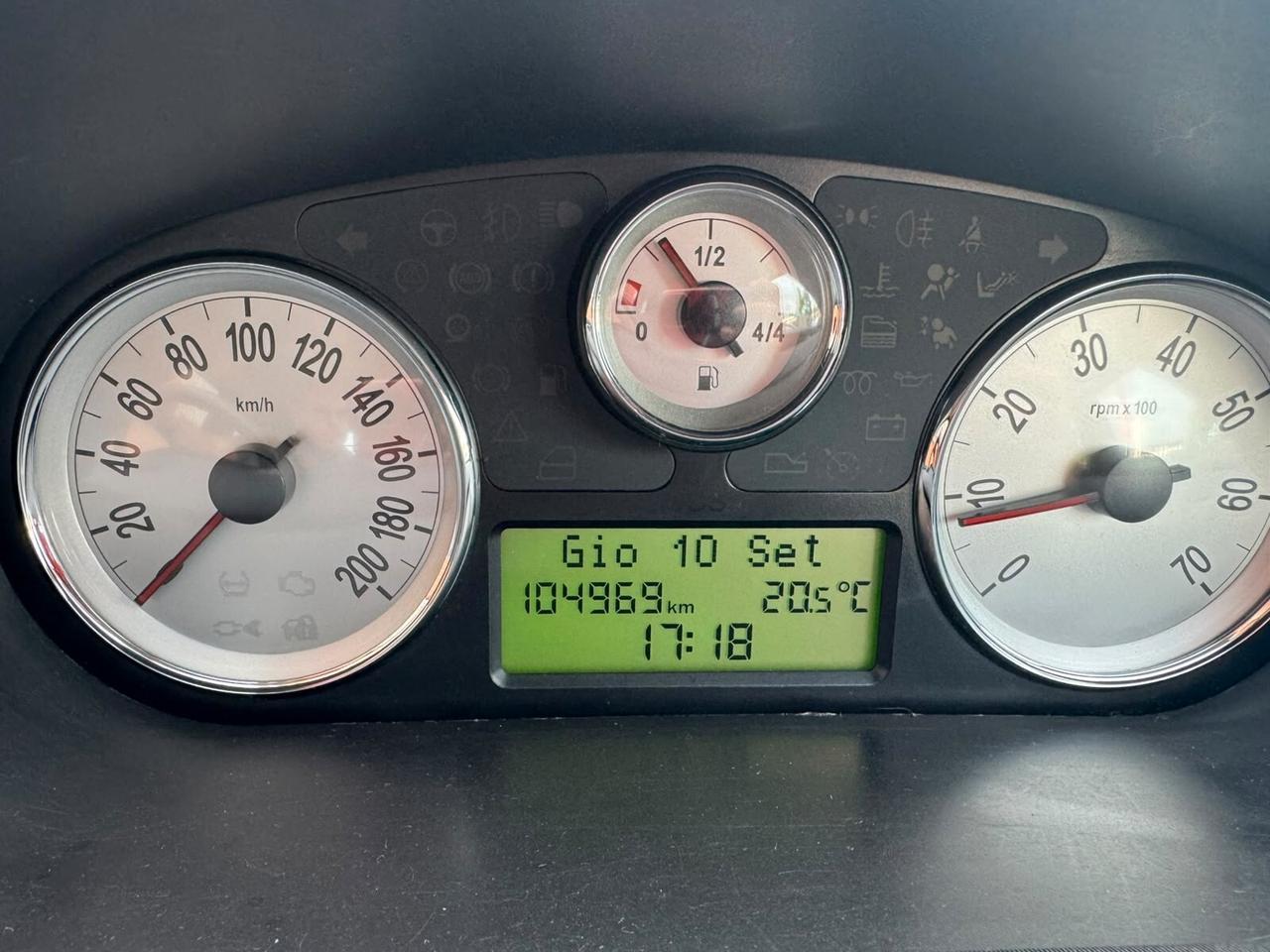 Lancia Ypsilon 1.2 69 CV Unyca