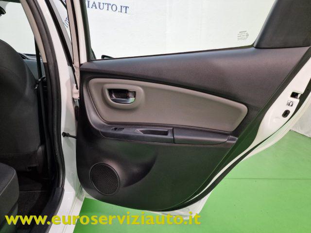 TOYOTA Yaris 1.5 Hybrid 5 porte Cool