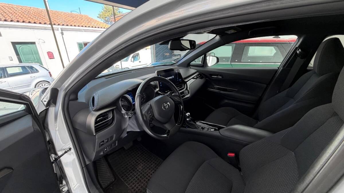 Toyota C-HR Toyota C-HR 1.8h Trend 2wd e-cvt