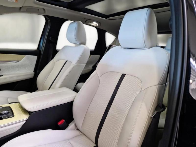 MAZDA CX-60 3.3L E-SKYACTIV MHEV TAKUMI PLUS AWD AUT SUV