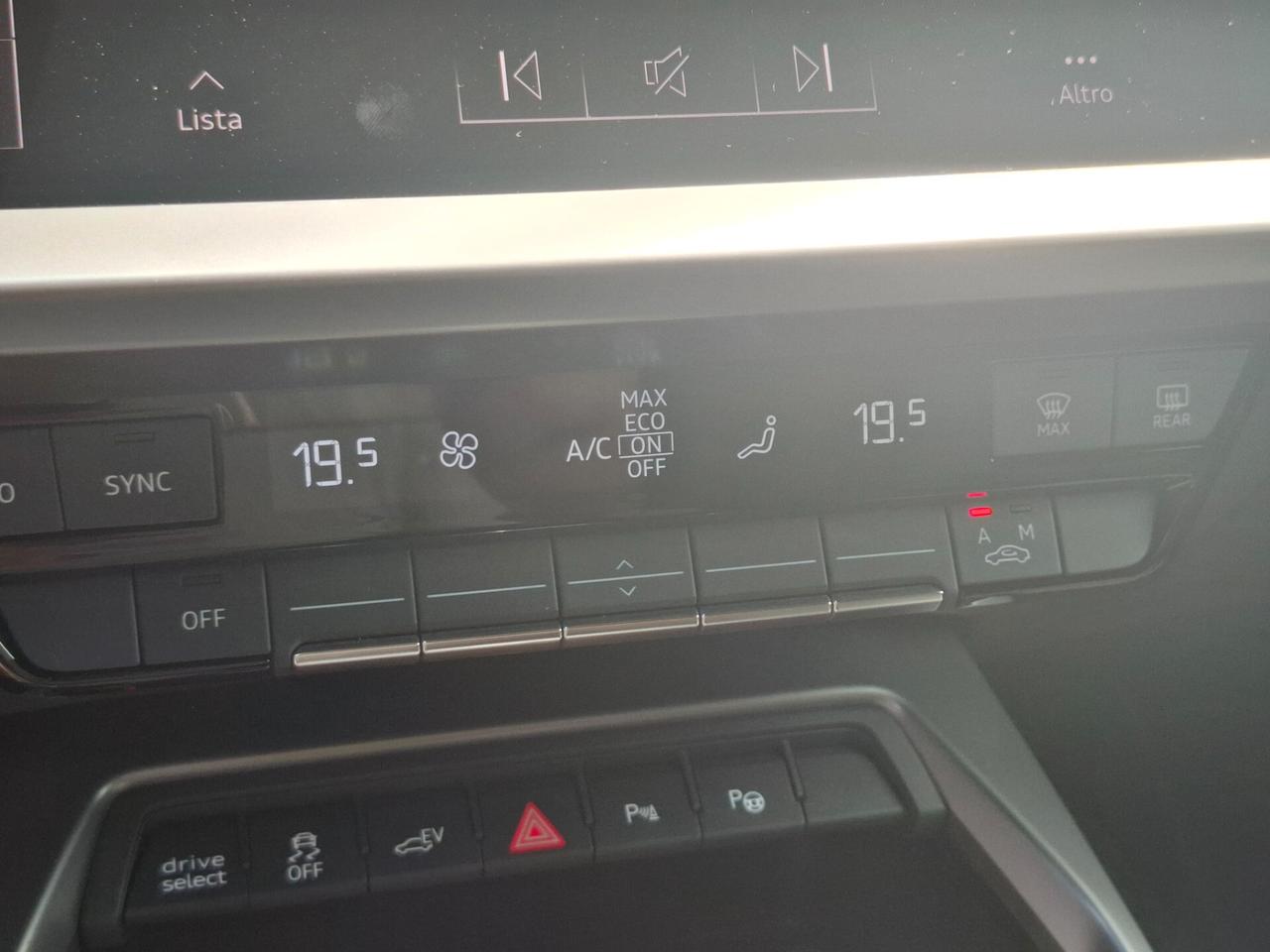 Audi A3 allstreet 35 TFSI S tronic Identity Contrast