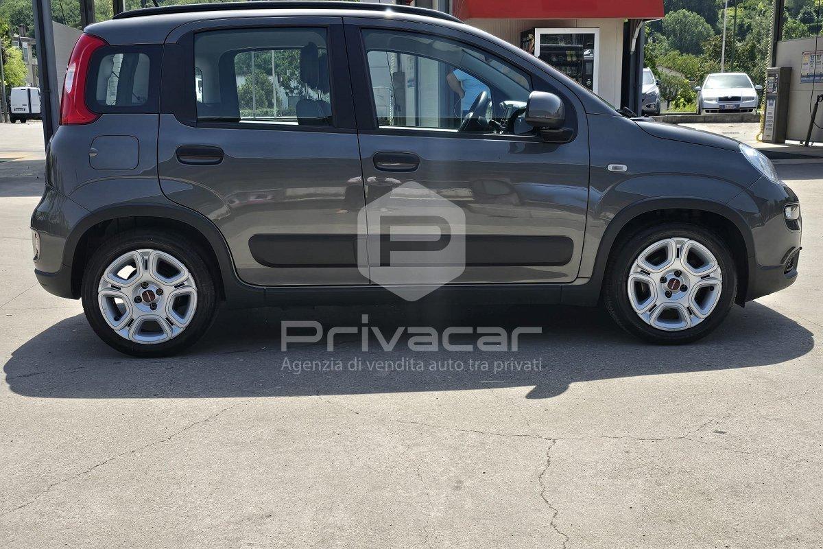 FIAT Panda 1.0 FireFly S&S Hybrid Garmin