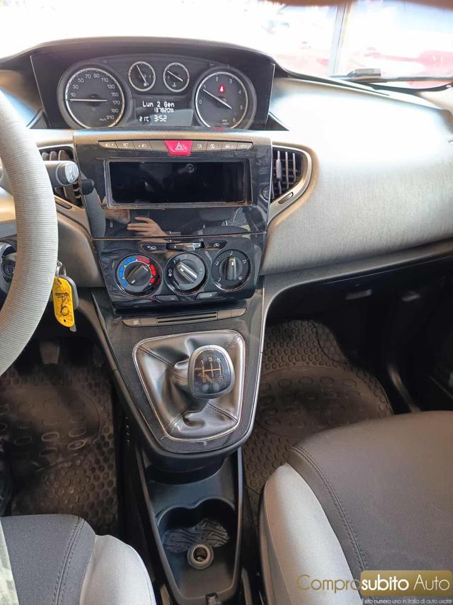 LANCIA Ypsilon 1.3 MJT 16V 95 CV 5 porte S&S Silver