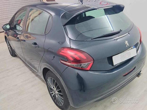 PEUGEOT 208 1° serie BlueHDi 75 5 porte Allure