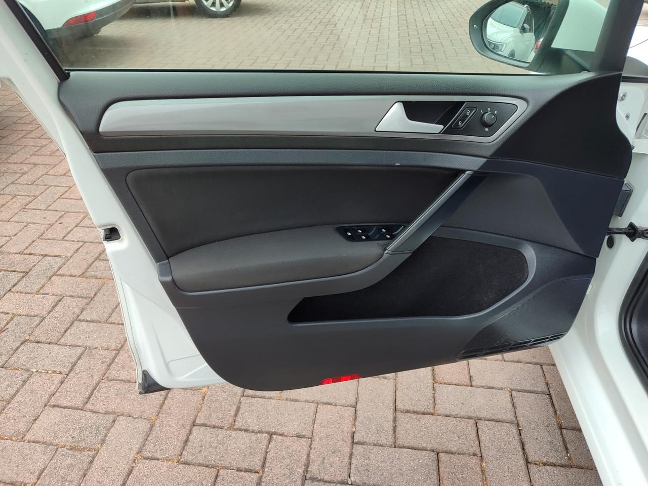 Volkswagen Golf 1.6 TDI 90 CV 5p. Trendline BlueMotion Technology