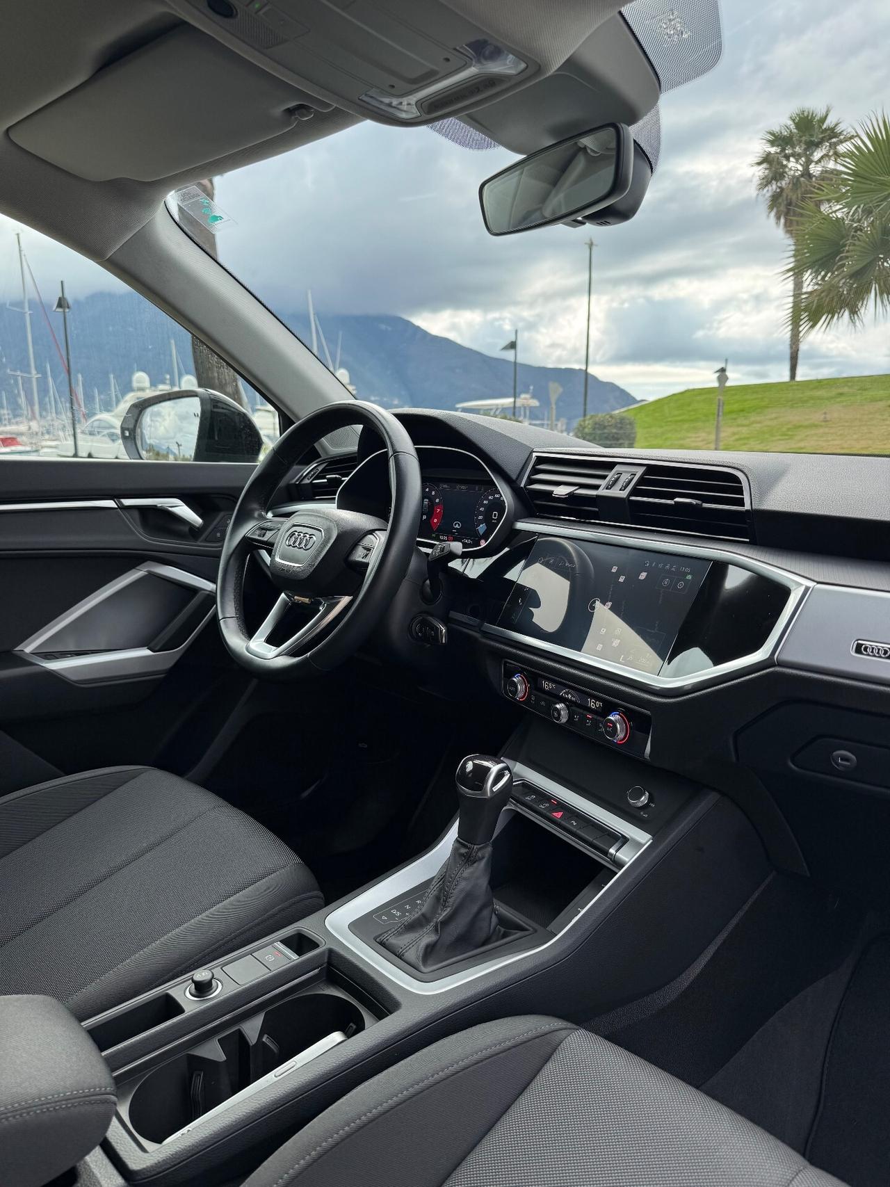 Audi Q3 45 TFSI e S tronic