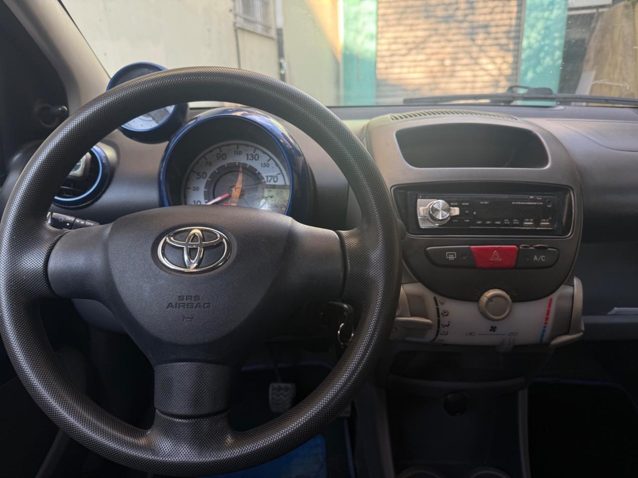 Toyota Aygo 1.0 12V VVT-i 5 porte Sound