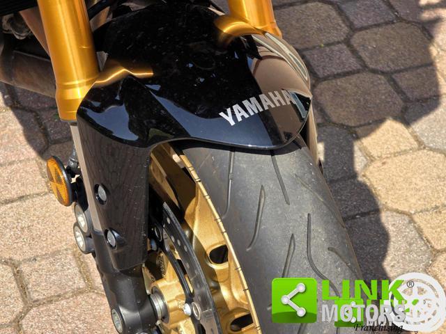 YAMAHA Tracer 9 GT Tris Quick-Shifter Tris di borse originali.