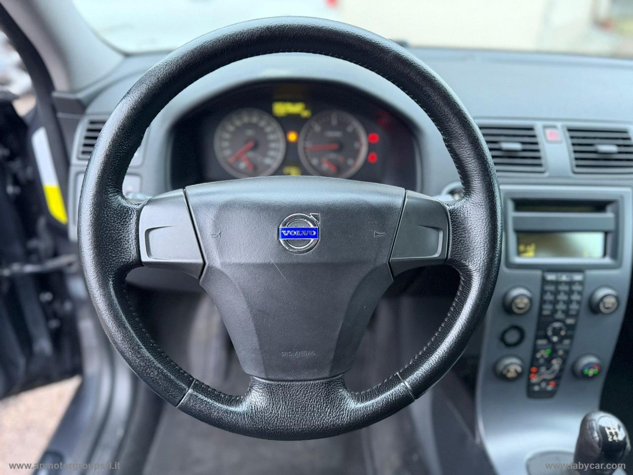 VOLVO V50 1.6 CAT Summum