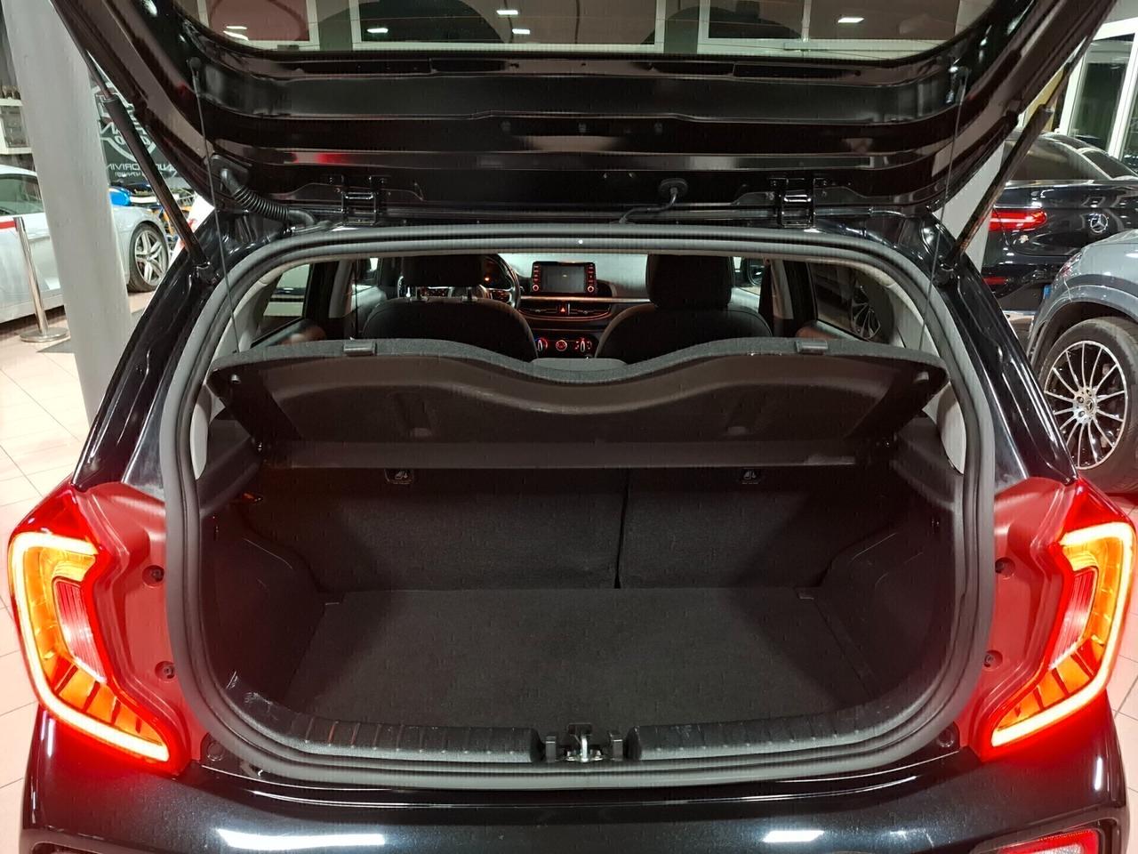 Kia Picanto 1.0 X Line Neopatentati